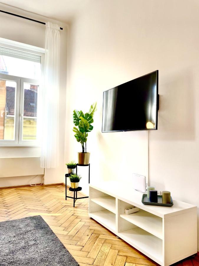 בודפשט Eotvos 25 Apartment מראה חיצוני תמונה